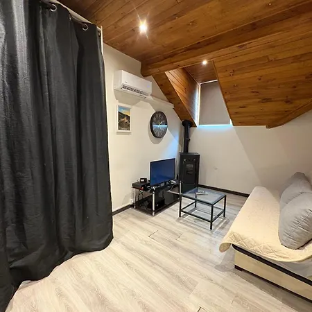 Au Pied Du Chateau T3 Apartman *