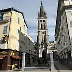 Au Pied Du Chateau T3 Appartamento Lourdes